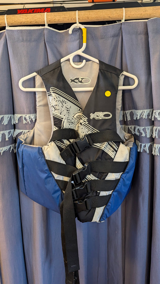 **USED** X2O 4 Buckle PFD